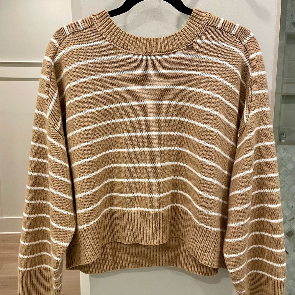 T Tahari Saddle Stripe Long Sleeve Khaki Sweater - Picture 1 of 6